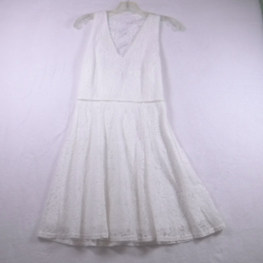 Francesca's White Floral Lace V-Neck Fit & Flare Dress Backless Small